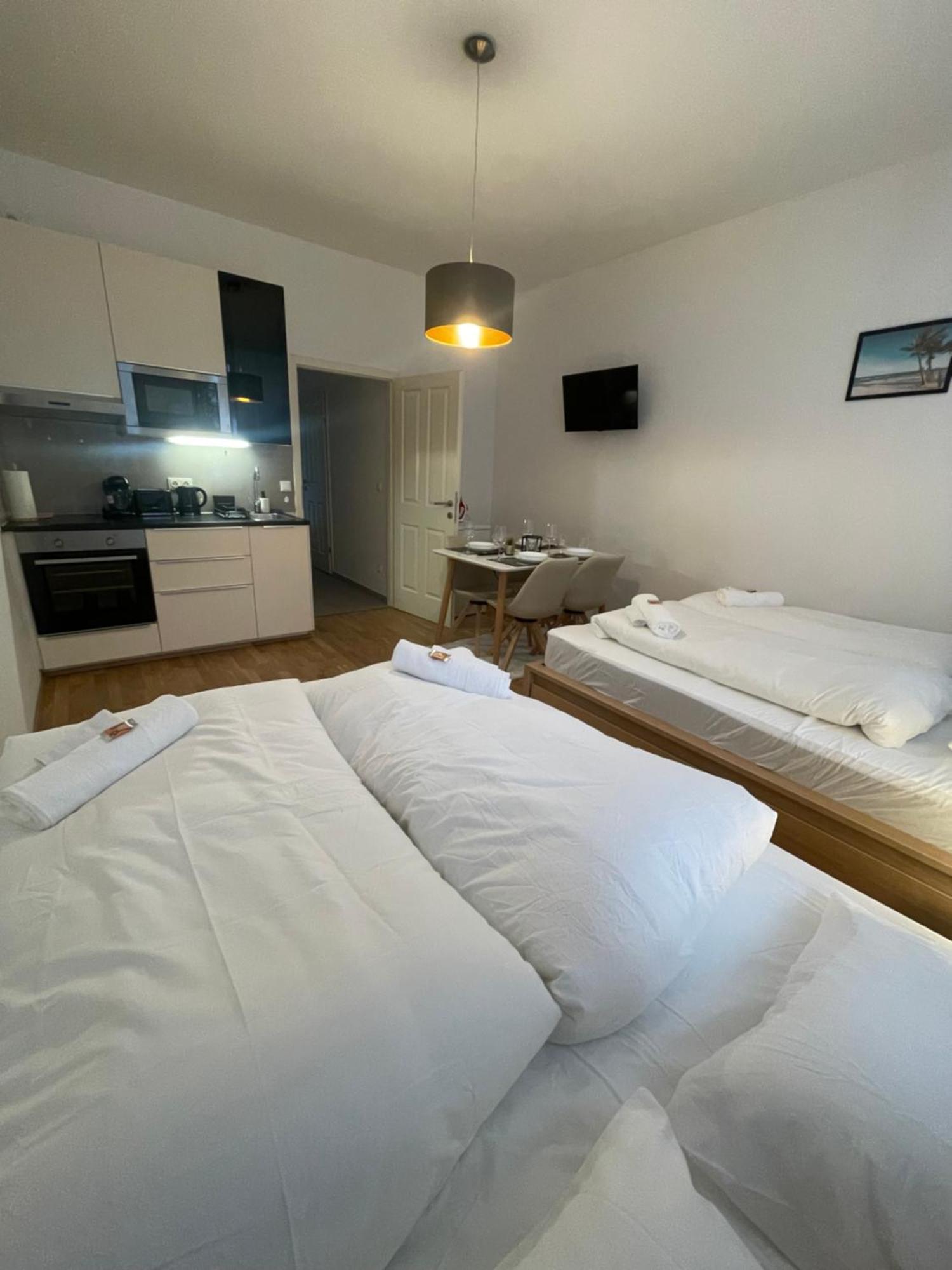 Cozy 5-Person Apartment In Vienna 6 エクステリア 写真